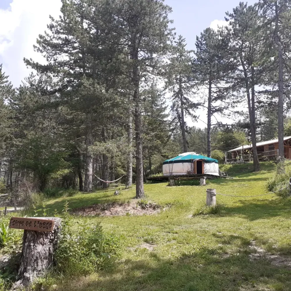 Camping en Yourte près de Mison